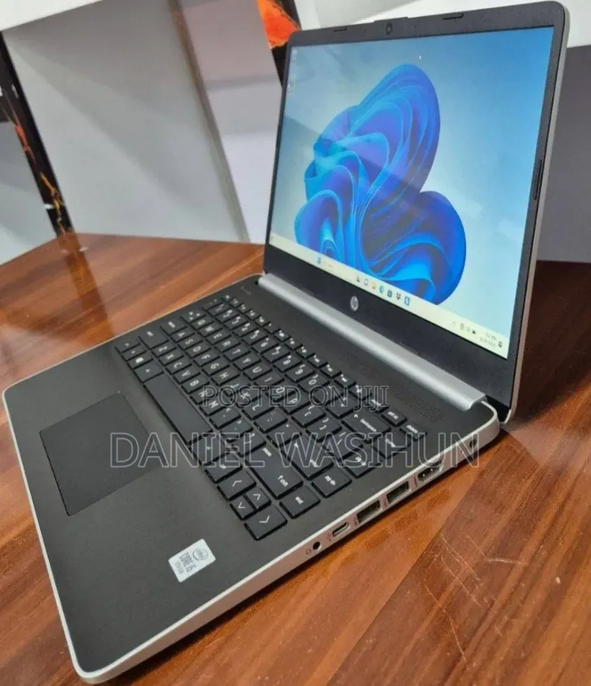 New Laptop HP Stream Notebook 8GB Intel Core i5 SSD 256GB