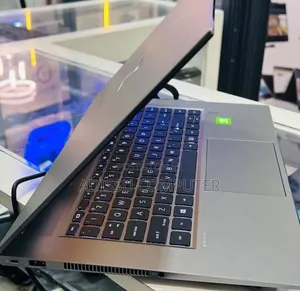 New Laptop HP ZBook 15 32GB Intel Core i9 SSD 512GB