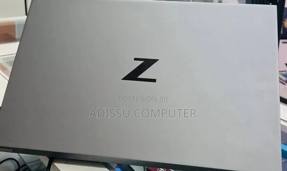 New Laptop HP ZBook 15 32GB Intel Core i9 SSD 512GB
