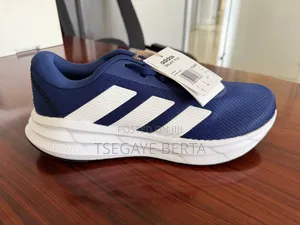 🔥 👟Brand New Original Adidas Shoes