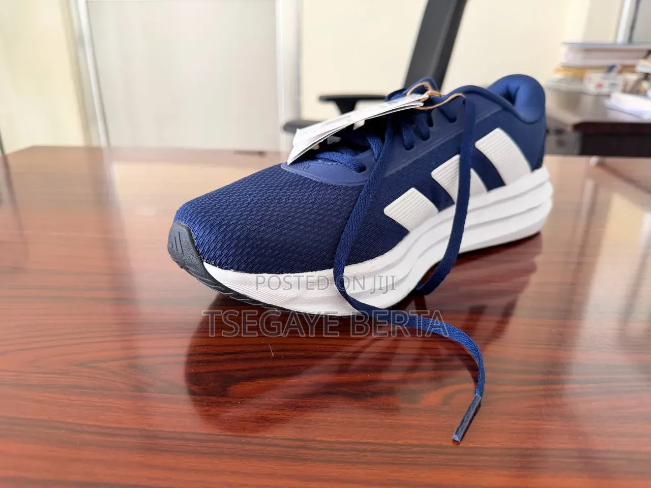 🔥 👟Brand New Original Adidas Shoes