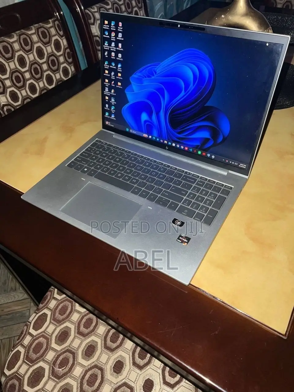 Laptop HP EliteBook 840 16GB AMD SSD 512GB