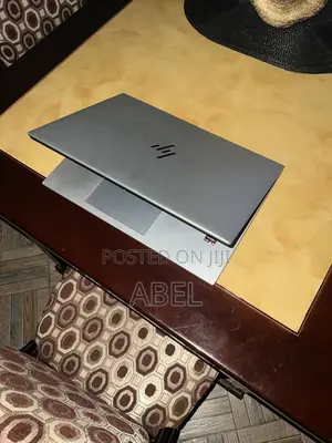 Laptop HP EliteBook 840 16GB AMD SSD 512GB