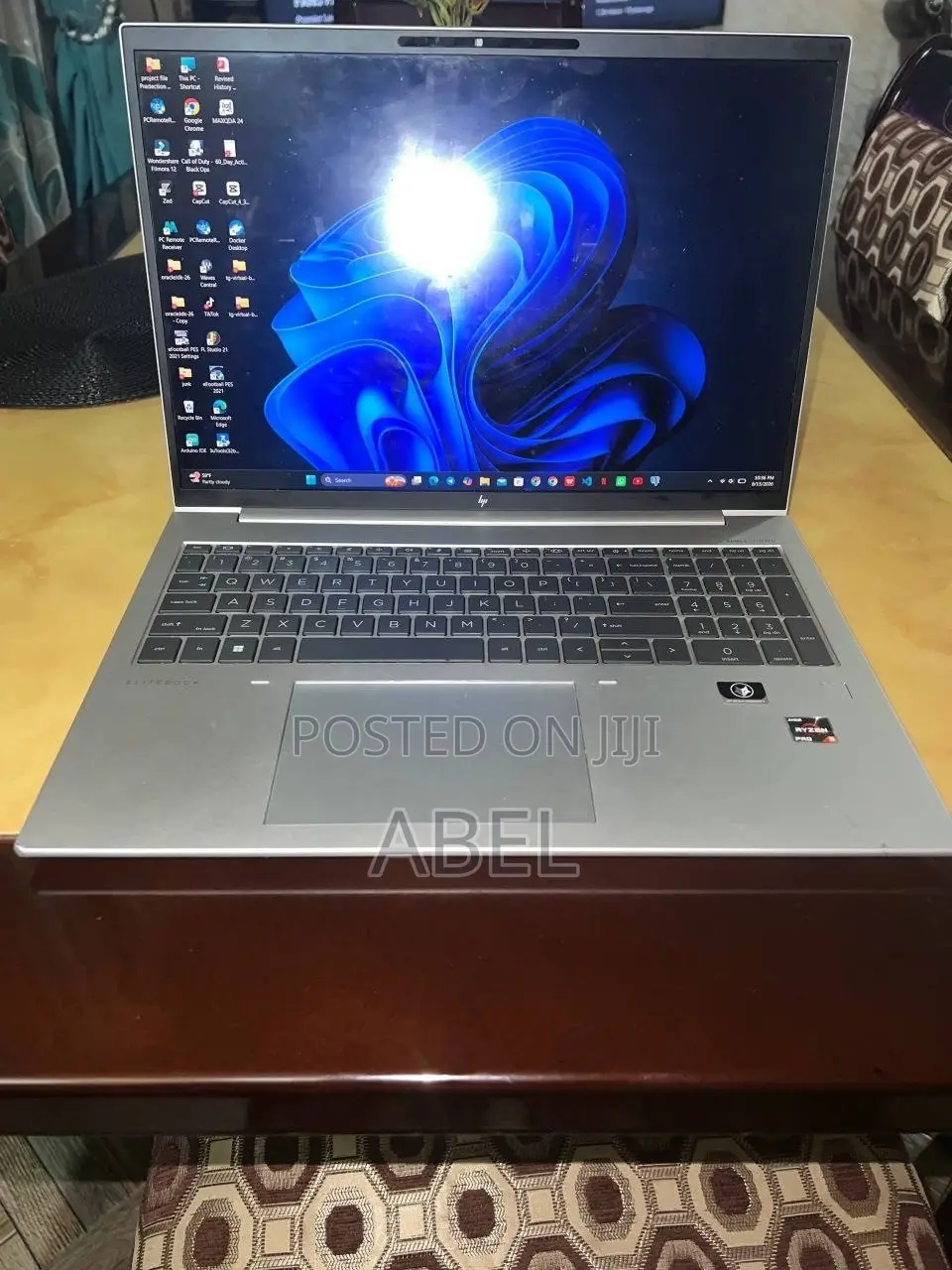 Laptop HP EliteBook 840 16GB AMD SSD 512GB