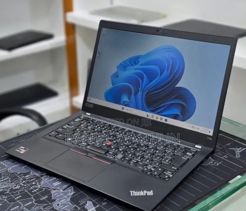 New Laptop Lenovo ThinkPad T14s Gen 2 16GB AMD Ryzen 5 SSD 512GB