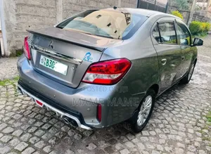 Mitsubishi Attrage 2022 Gray