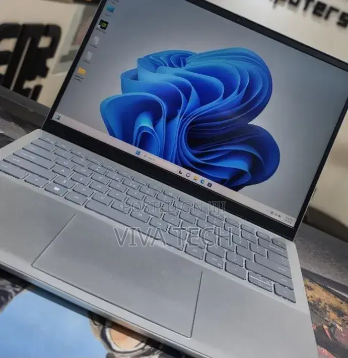 New Laptop Dell Inspiron 14 16GB Intel Core i7 SSD 512GB