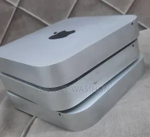 New Laptop Apple 6GB Intel Core i5 SSD 500GB