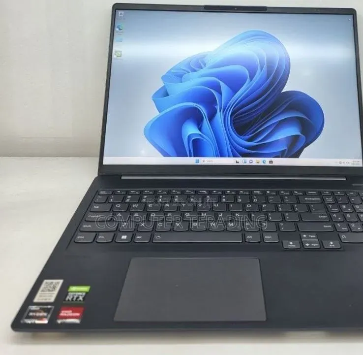 New Laptop Lenovo Ideapad 3 16GB AMD Ryzen 7 SSD 512GB