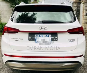 Hyundai Santa Fe 2022 White