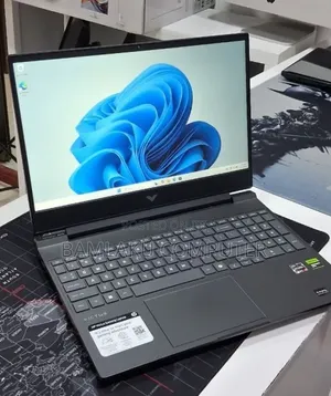 New Laptop HP Victus 16 16GB AMD Ryzen 7 SSD 512GB