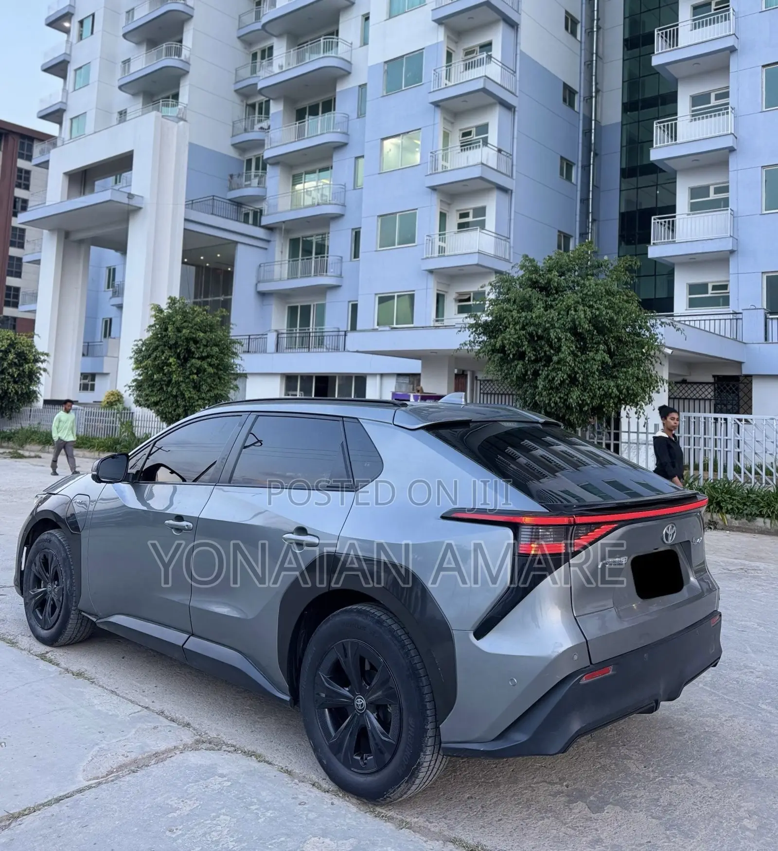 Toyota bZ4X 2024 Gray