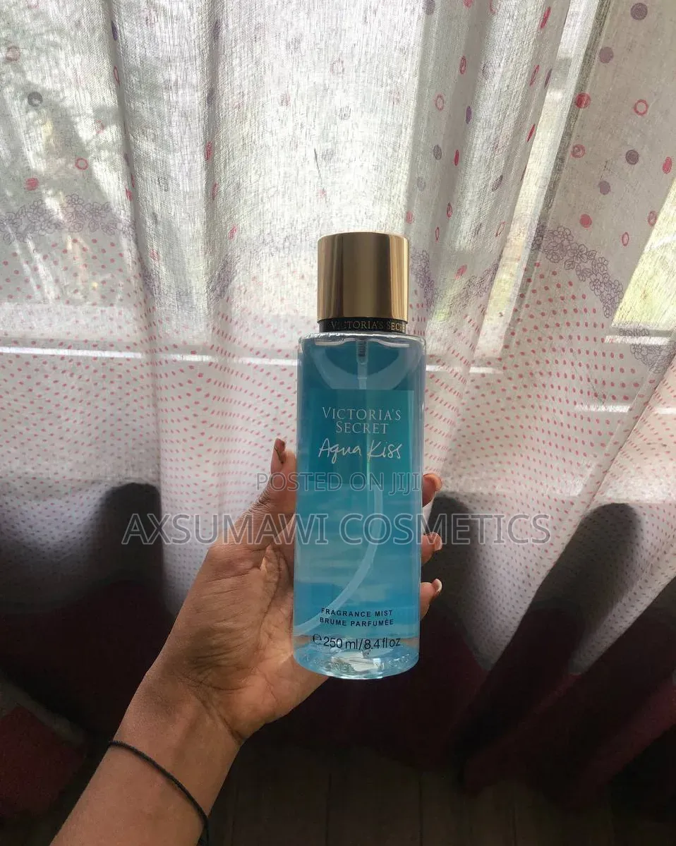 Victoria's Secret Aqua Kiss