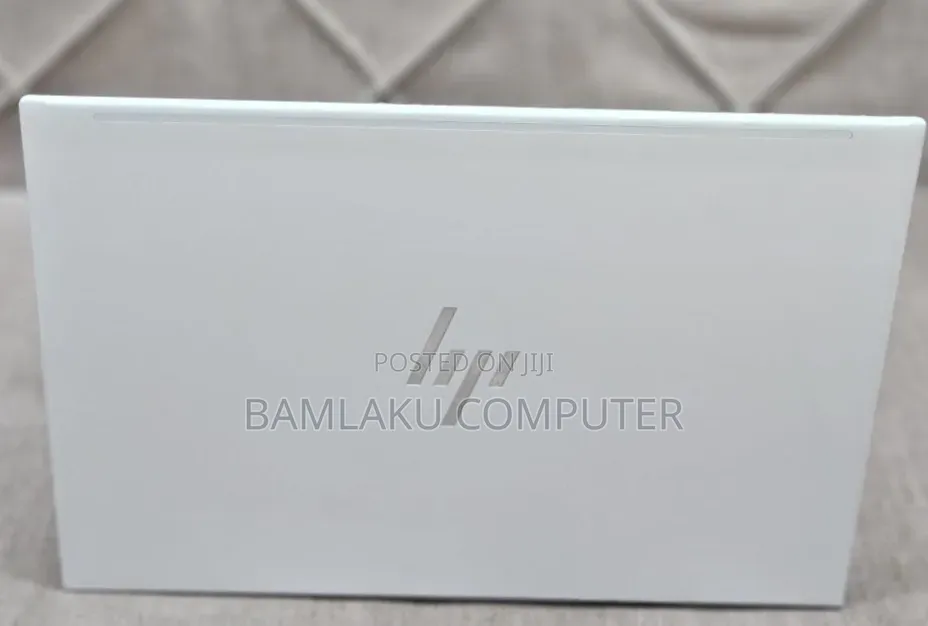 New Laptop HP EliteBook 830 G9 16GB Intel Core i5 SSD 512GB