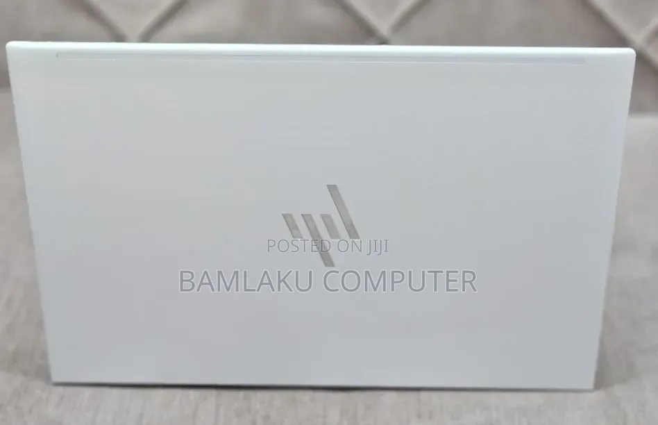 New Laptop HP EliteBook 830 G9 16GB Intel Core i5 SSD 512GB