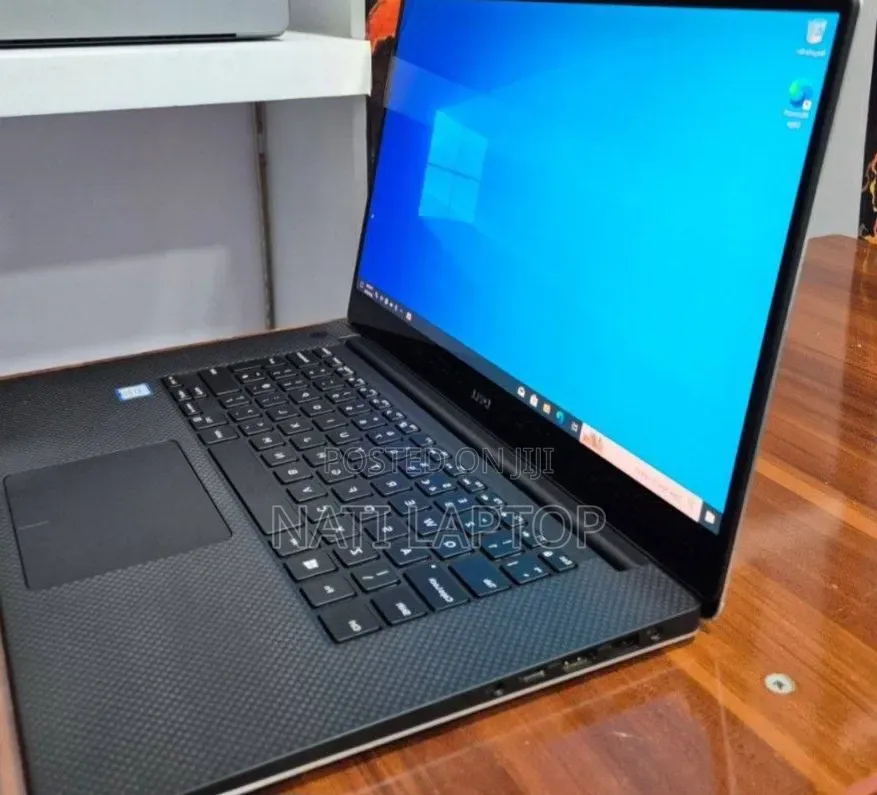 New Laptop Dell XPS 15 16GB Intel Core i7 SSD 512GB