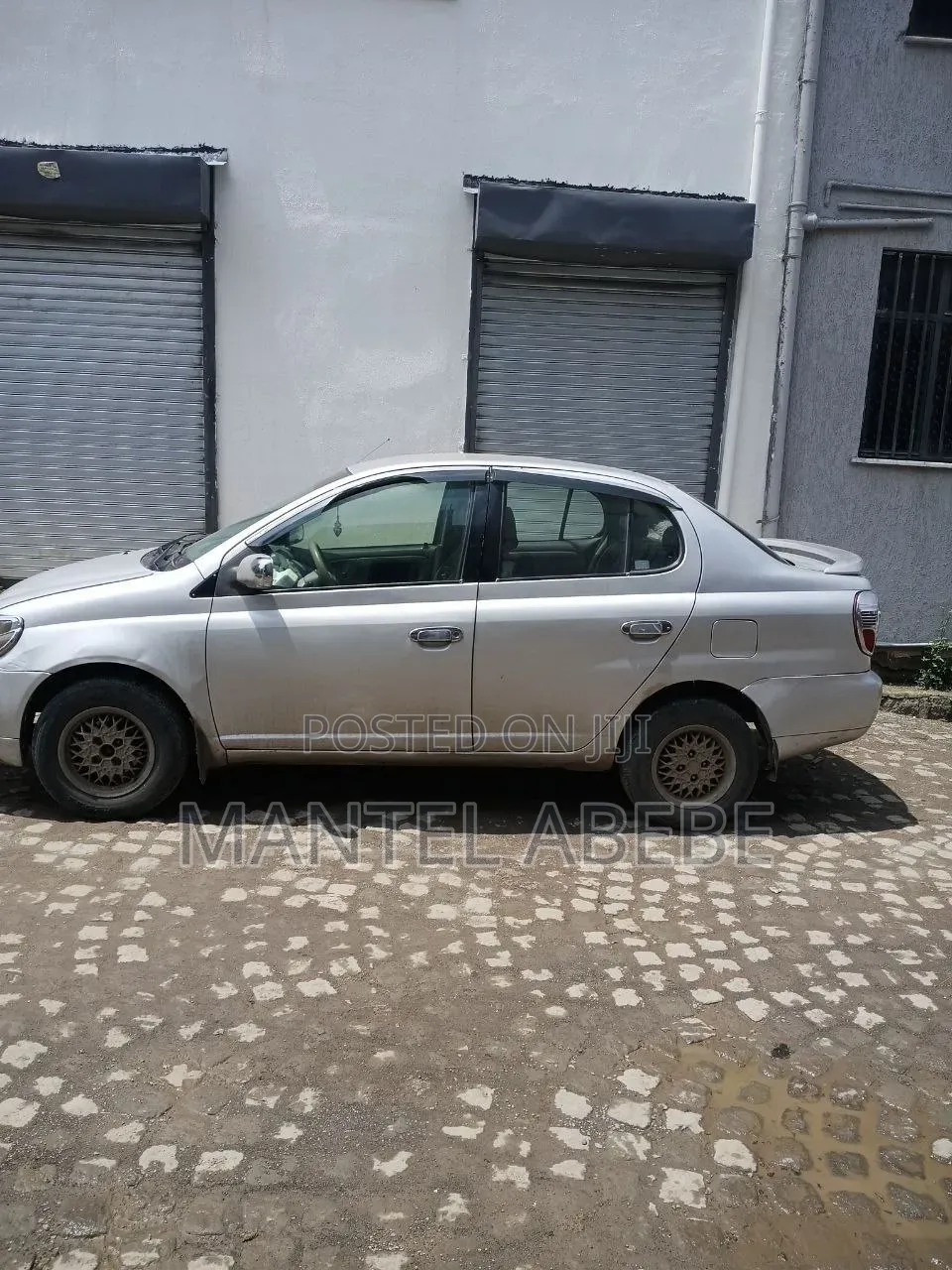 Toyota Platz 2003 Silver