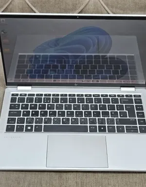 New Laptop HP EliteBook 830 G9 16GB Intel Core i5 SSD 512GB