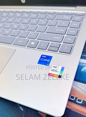 New Laptop HP 8GB Intel Core i5 SSD 512GB