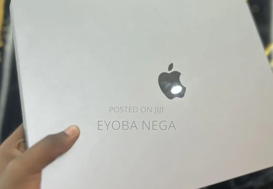 New Laptop Apple MacBook Pro 2021 M1 32GB Apple M1 Pro SSD 512GB