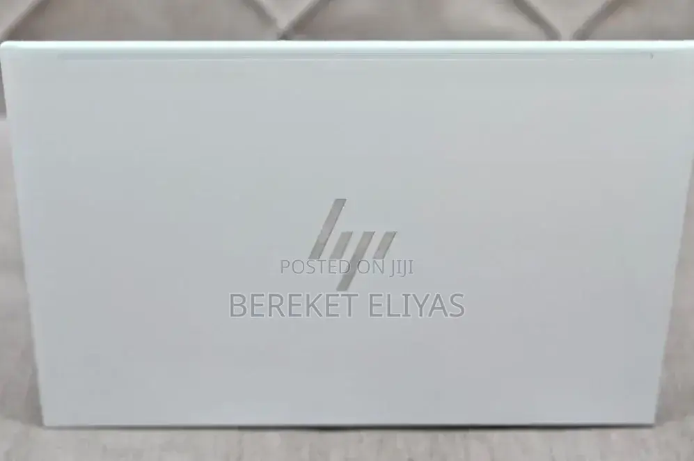 New Laptop HP EliteBook 830 G9 16GB Intel Core i5 SSD 512GB
