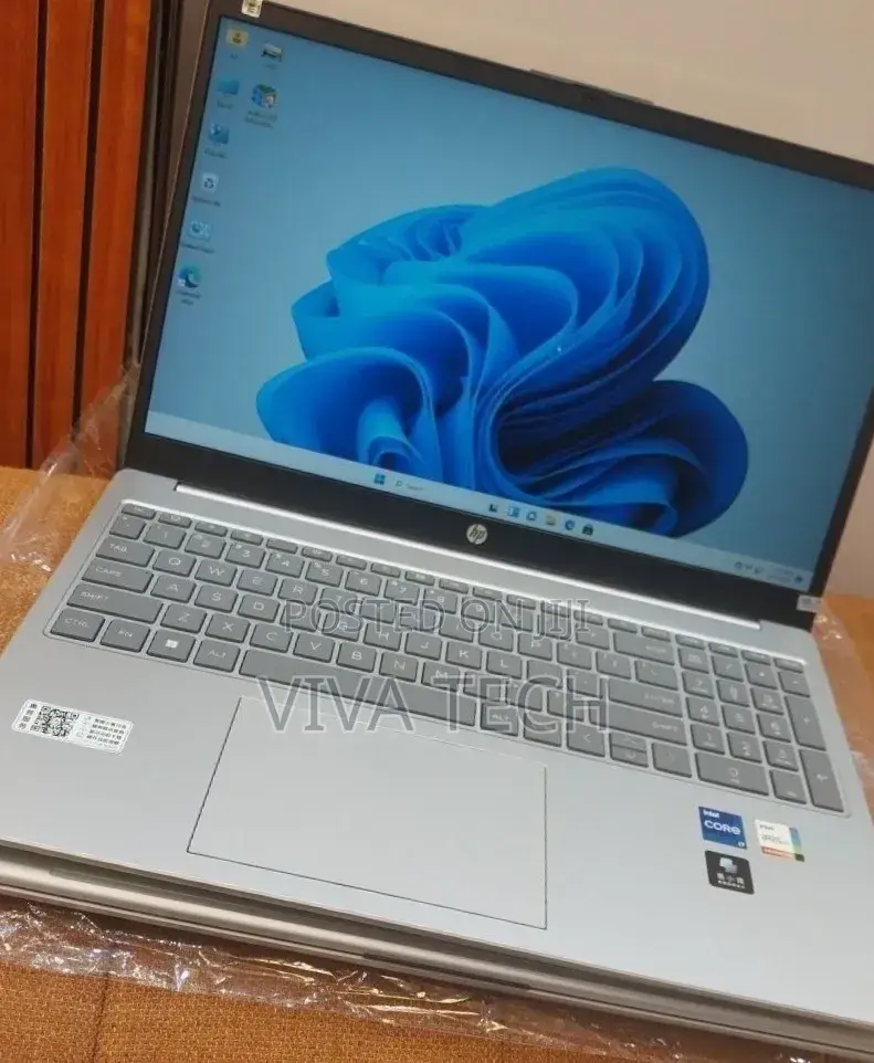 New Laptop HP Stream Notebook 16GB Intel Core i7 SSD 1T