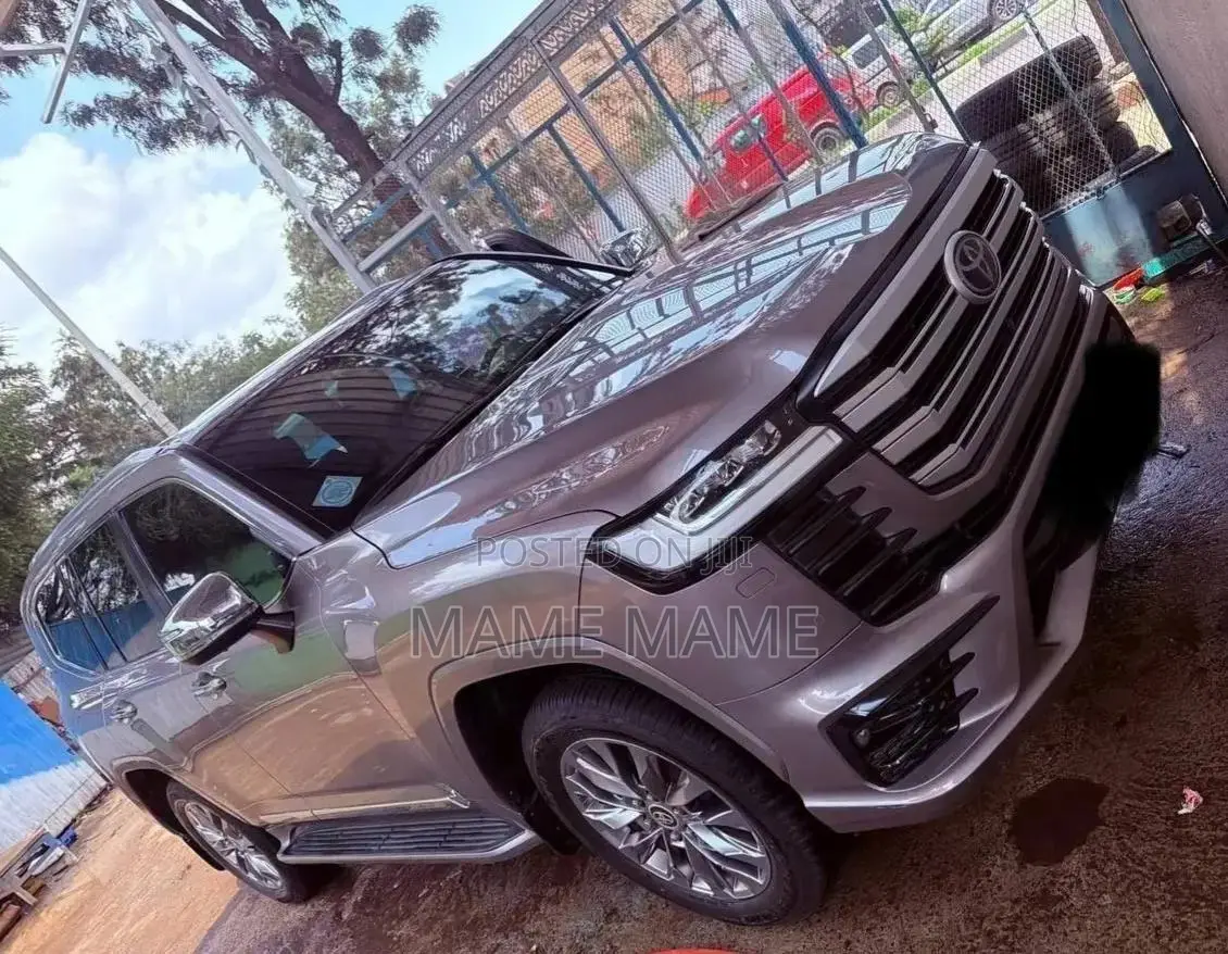 New Toyota Land Cruiser 2022 Gray