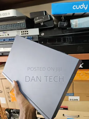 Hikvision 24 Port PoE Switch
