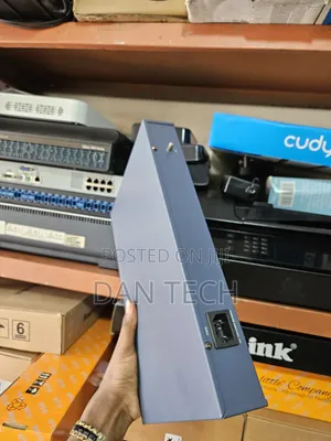 Hikvision 24 Port PoE Switch