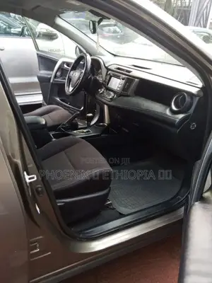 Toyota RAV4 2011 White