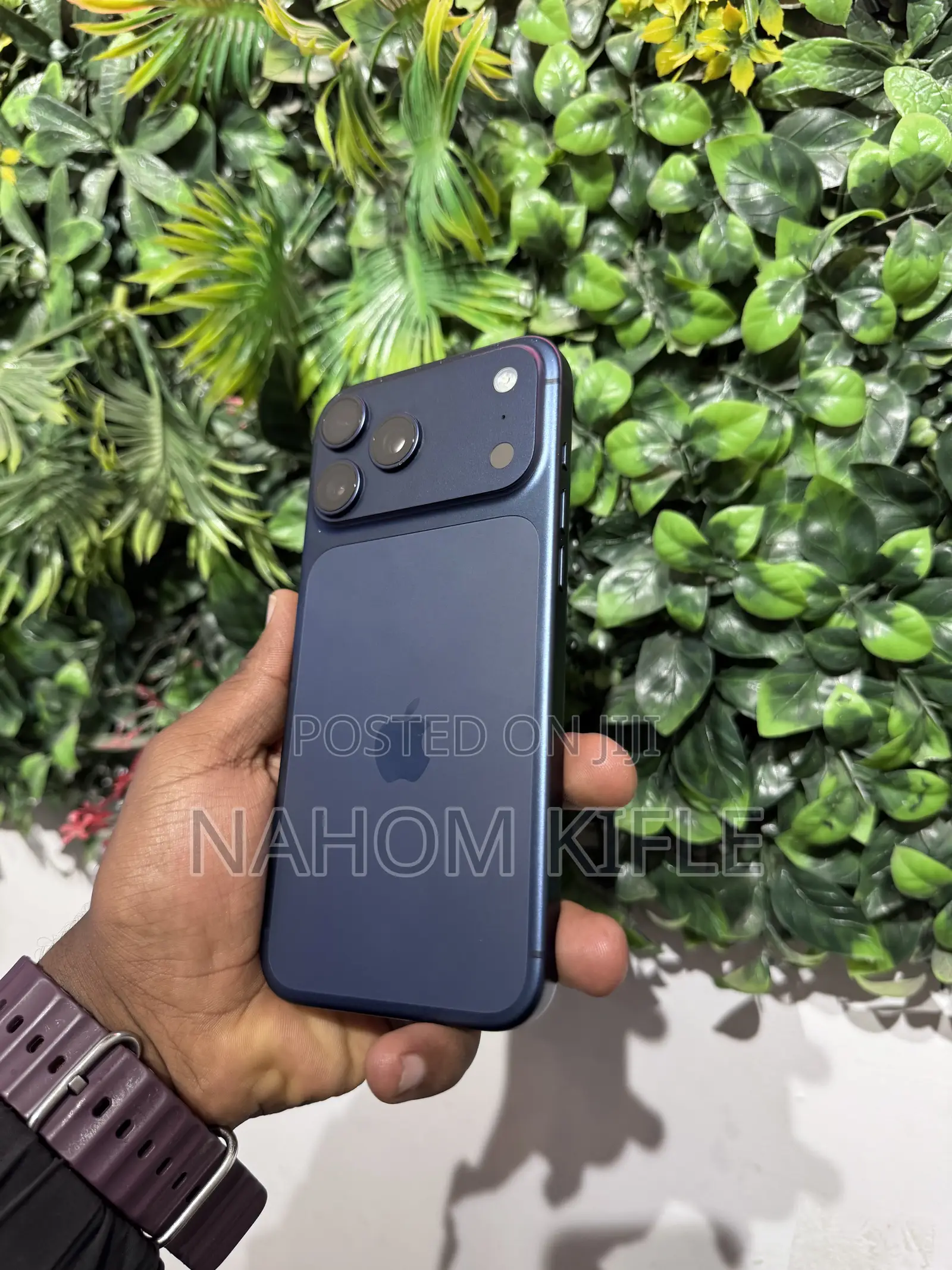 New Apple iPhone 17 Pro Max 256 GB Blue