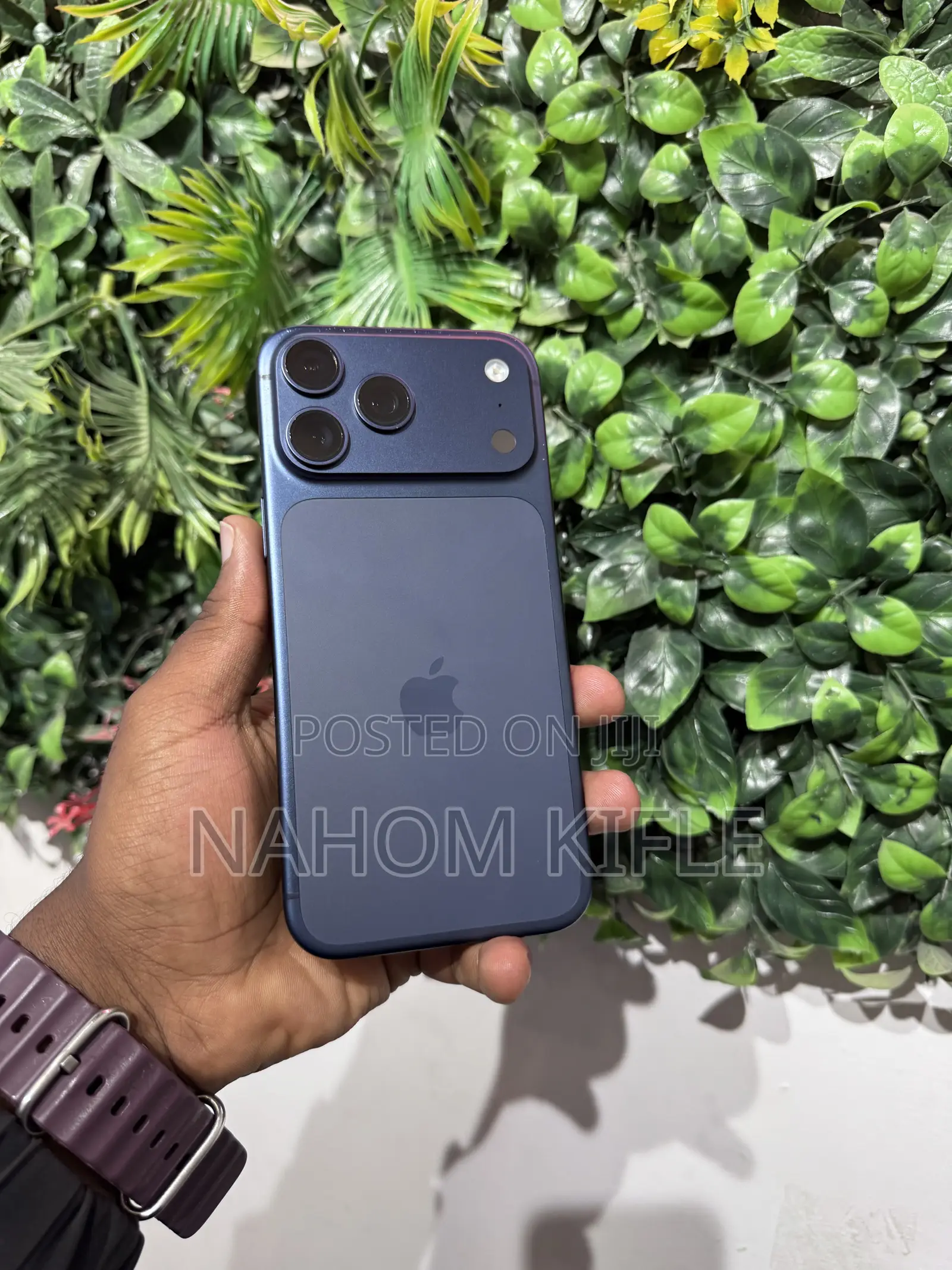 New Apple iPhone 17 Pro Max 256 GB Blue
