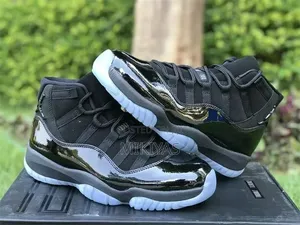 Jordan11 ምርጥ ጫማውች ለማግኝት ይደውሉ