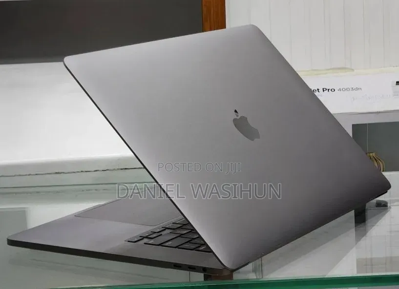 New Laptop Apple MacBook Pro 2019 64GB Intel Core i9 SSD 1T