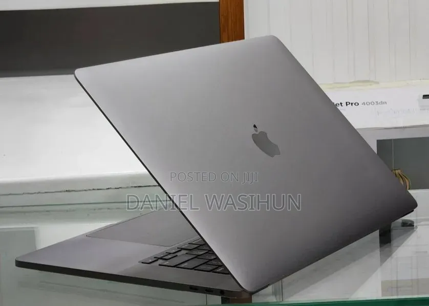 New Laptop Apple MacBook Pro 2019 64GB Intel Core i9 SSD 1T