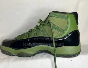 Air Jordan 11