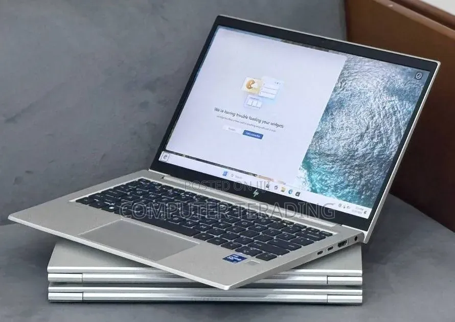 New Laptop HP EliteBook 830 G8 16GB Intel Core i7 SSD 512GB