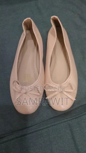 Beige/Nude Flat Ballet Shoes for Women