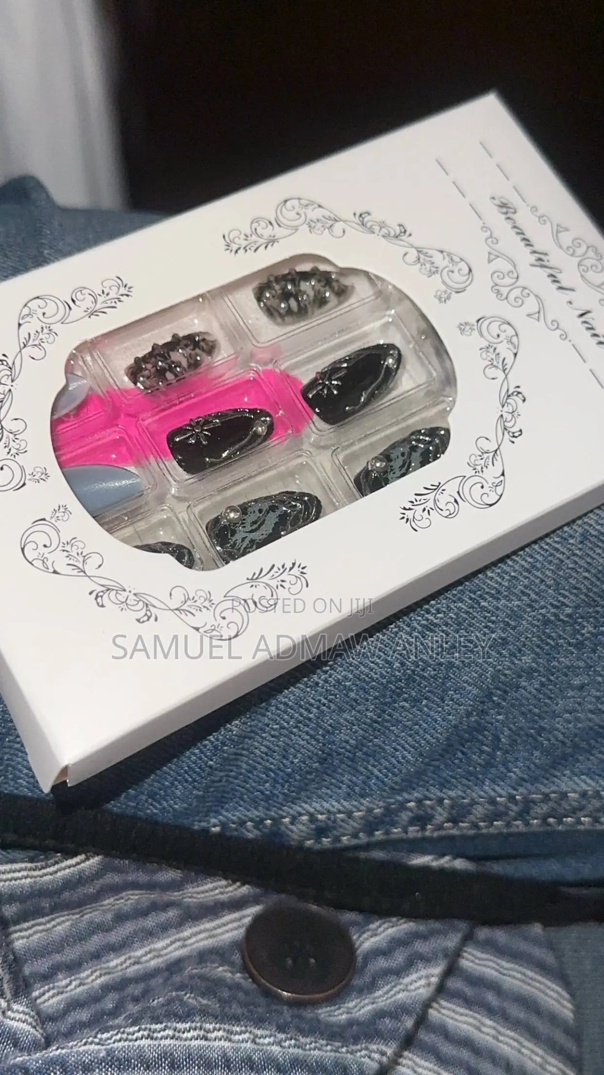 Omu Nails.