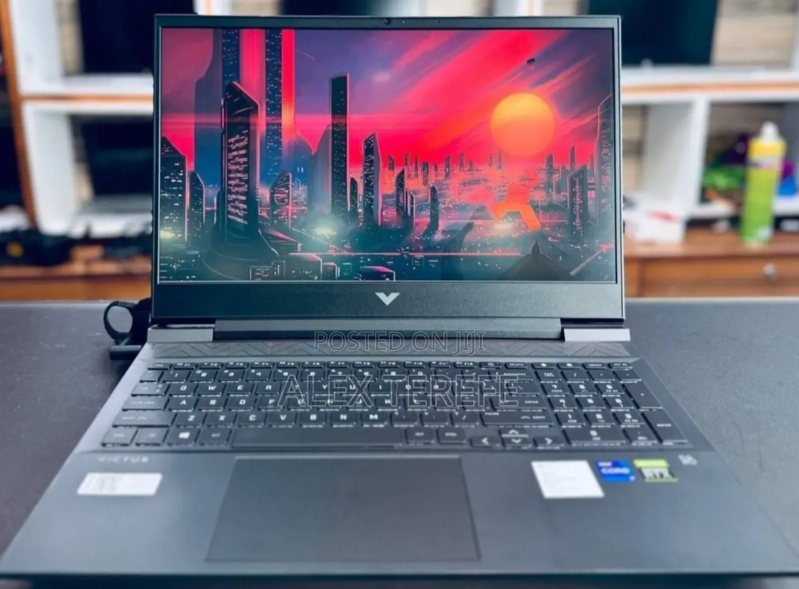 New Laptop HP Victus 15 16GB Intel Core i7 SSD 512GB