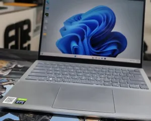 New Laptop Dell 16GB Intel Core i7 SSD 512GB