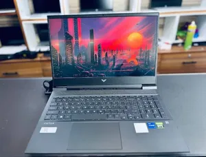New Laptop HP Victus 16 16GB Intel Core i7 SSD 512GB