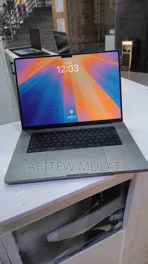 New Laptop Apple MacBook Pro 2021 M1 Max 64GB Apple M1 Max SSD 1T