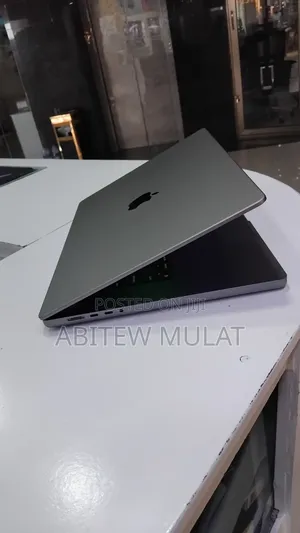 New Laptop Apple MacBook Pro 2021 M1 Max 32GB Apple M1 Max SSD 1T