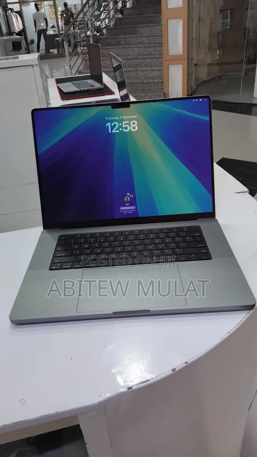 New Laptop Apple MacBook Pro 2021 M1 Max 32GB Apple M1 Max SSD 1T