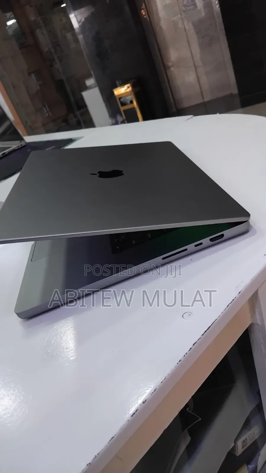 New Laptop Apple MacBook Pro 2021 M1 Max 32GB Apple M1 Max SSD 1T