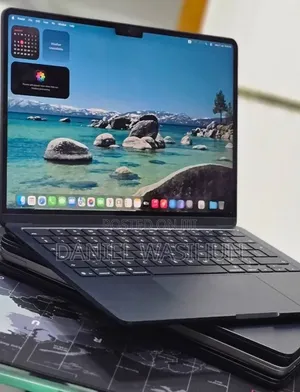 New Laptop Apple MacBook Air 2025 M4 16GB Apple M4 SSD 256GB