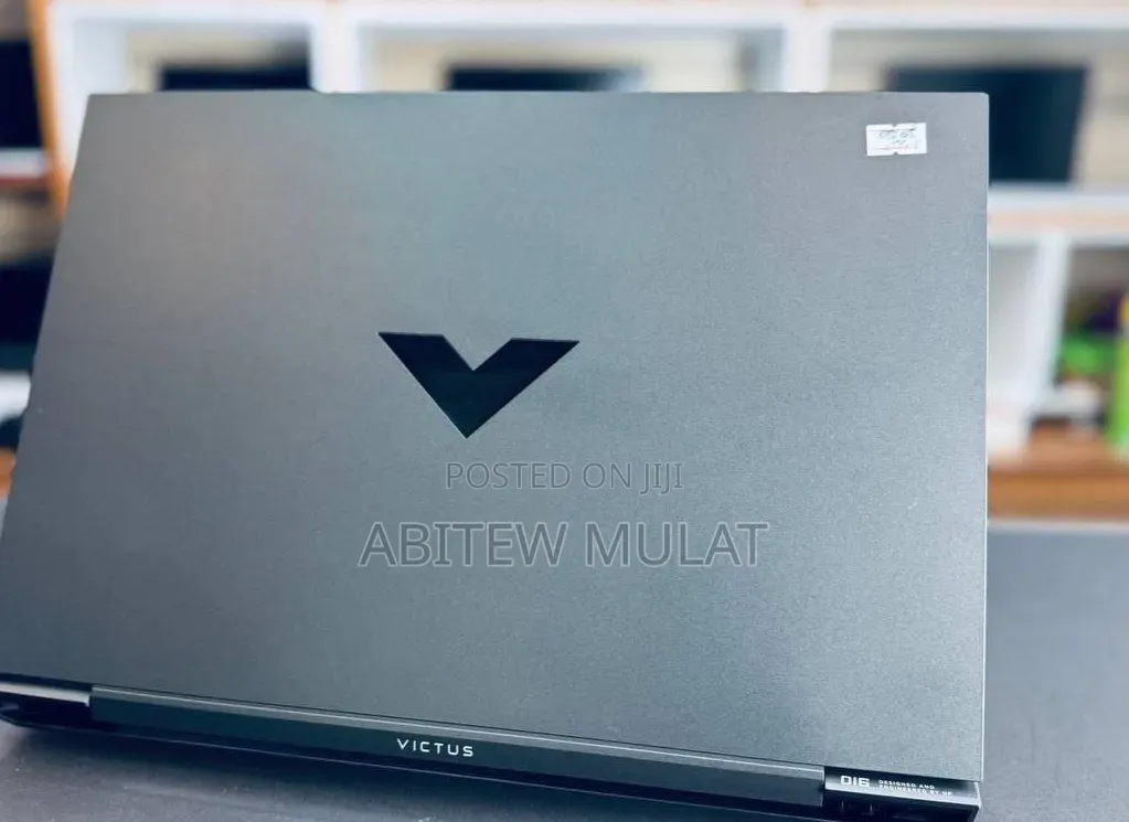 New Laptop HP Victus 16 16GB Intel Core i7 SSD 512GB