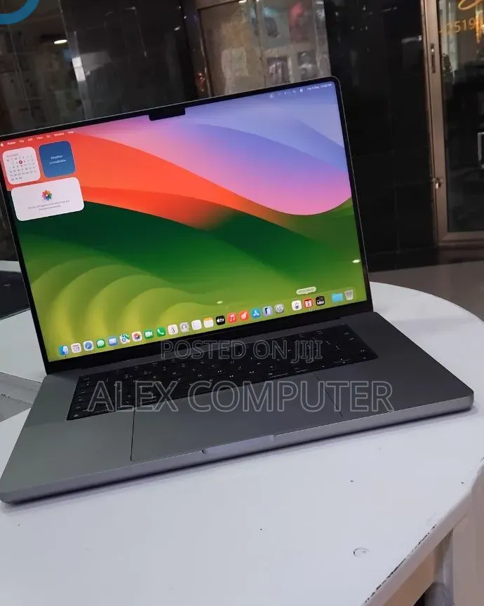 New Laptop Apple MacBook Pro 2021 M1 Max 64GB Apple M1 Max SSD 1T