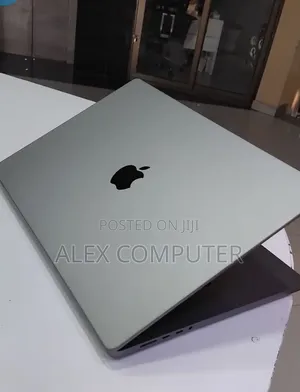 New Laptop Apple MacBook Pro 2021 M1 Max 64GB Apple M1 Max SSD 1T